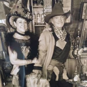 Meet your Posher, Debbie